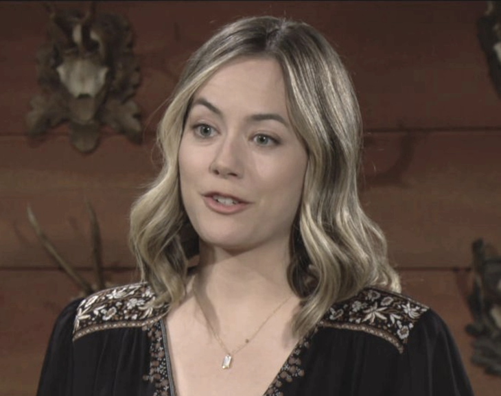 The Bold and The Beautiful: Hope Logan (Annika Noelle)